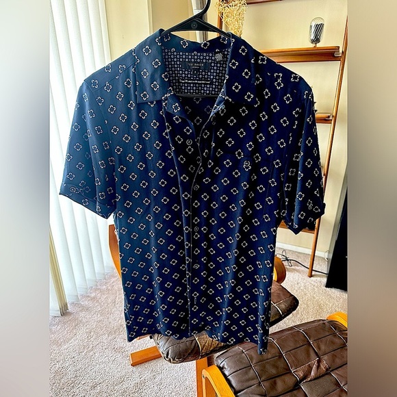 Other - Ted Baker, size 2. Short sleeve patterned shirt